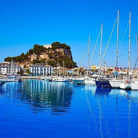 Sea View Penthouse Denia, Elegance דירה דניה
