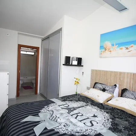Sea View Penthouse Denia, Elegance * דניה